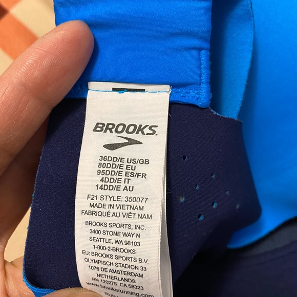 Brooks sports bra - Picture 3 of 3